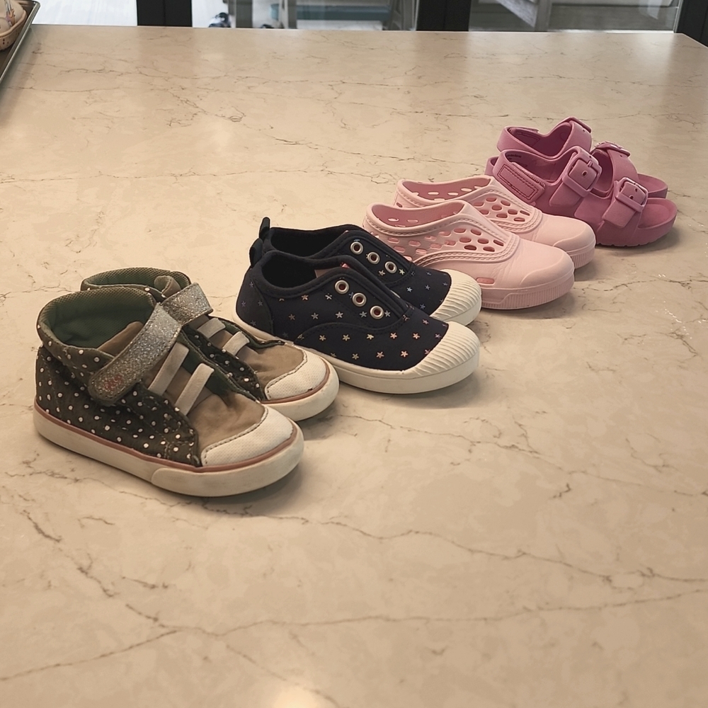 See kai run, Oshkosh, Cat and jack toddler size 7 shoes lot